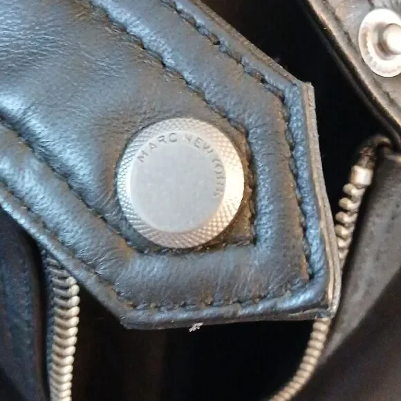 Andrew Marc - Picture 4 of 9